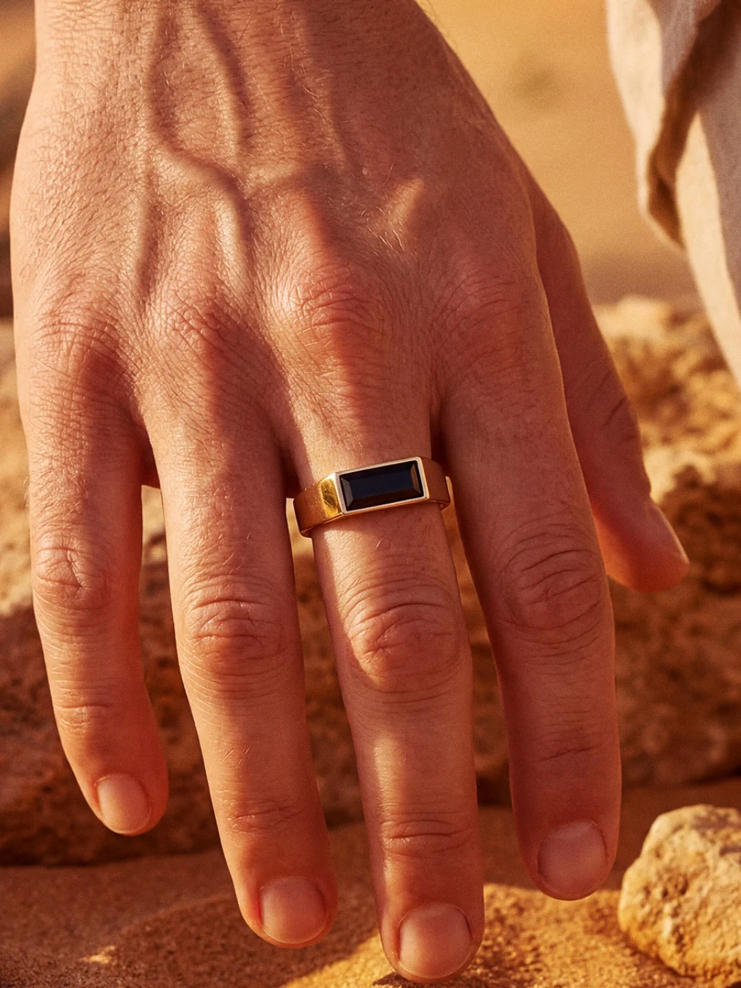 MIDNIGHT COMO RING | 18K Gold - Image 6