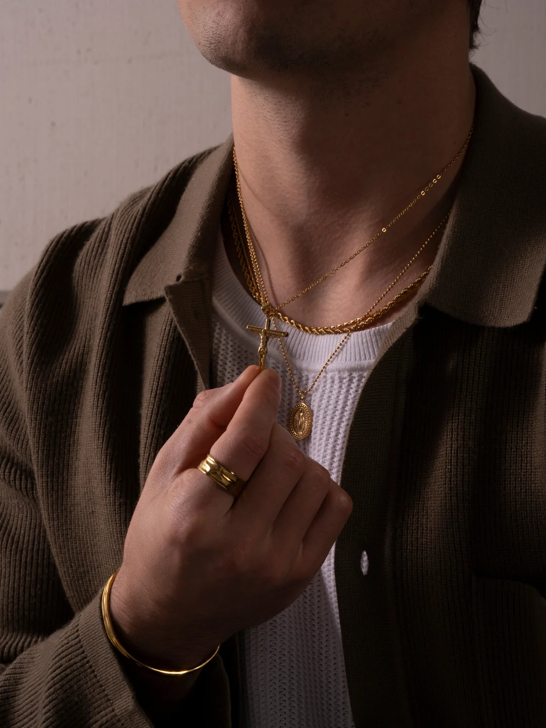 CRUCIFIX CHAIN | 18K Gold - Image 6