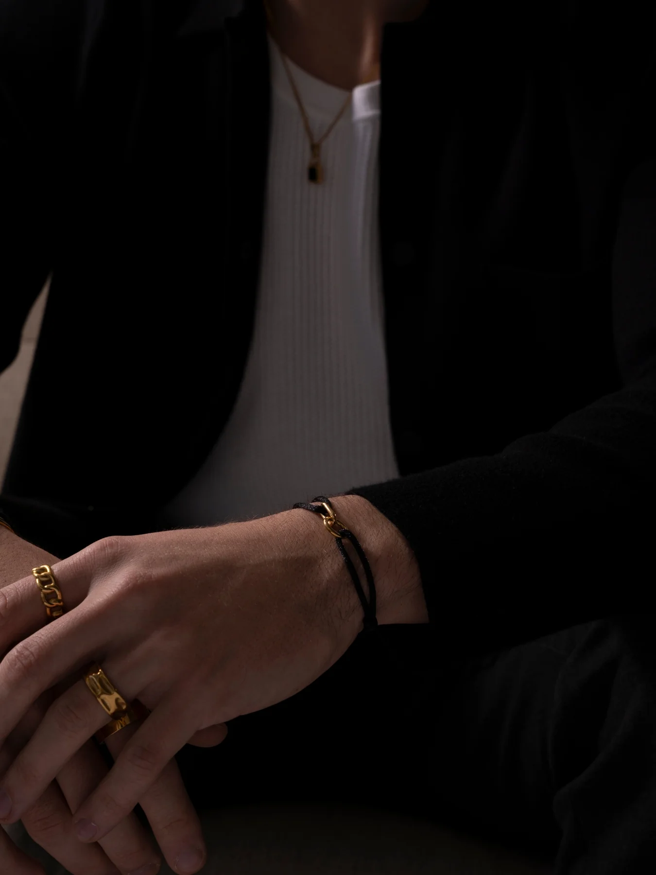 MIDNIGHT UNITY BRACELET | 18K Gold - Image 4